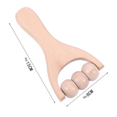 Rouleau de massage avec des dimensions compactes : 15 cm de hauteur et 8 cm de largeur, idéal pour une utilisation facile et transportable.