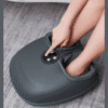 Masseur de pieds électrique équipé d’un panneau de contrôle simple et intuitif.