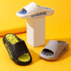 Chaussons femmes KushySlip avec rebond amortissant et semelle massante.